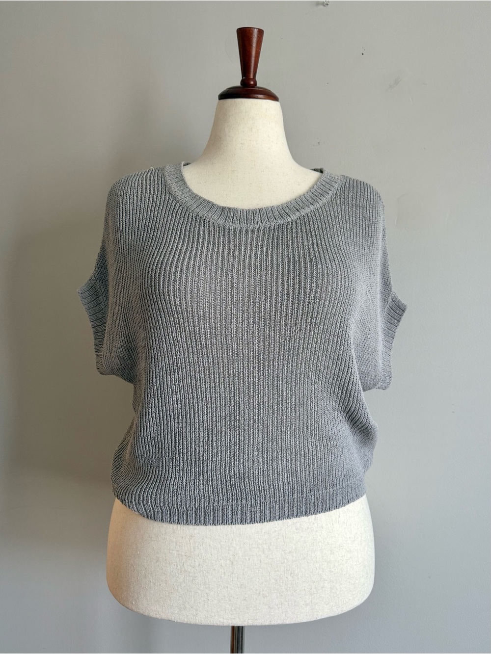 Vince Gray Ribbed Short-Sleeve Sweater